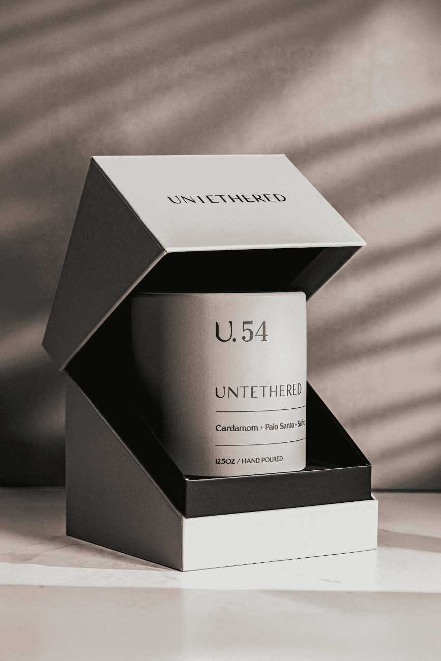 U. 54 Scented Candle - Golden Saffron